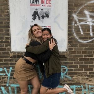 Meet your Posher, Stephanie